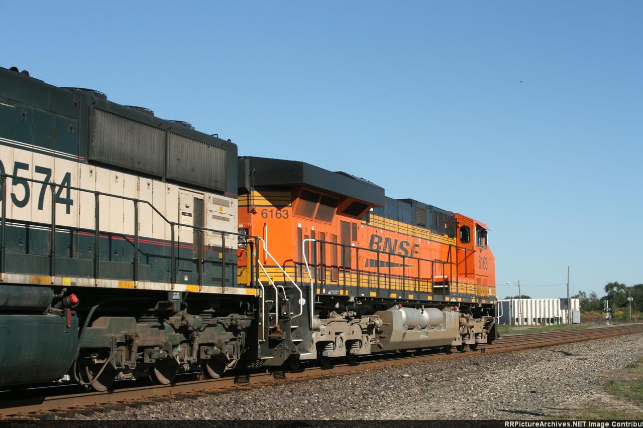 BNSF 6163